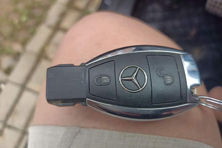 Used Mercedes-Benz R-Class 2014 R 320 4MATIC Business Model Vehicle Key