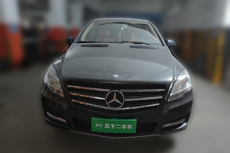 Used Mercedes-Benz R-Class 2014 R 320 4MATIC Luxury Model Front