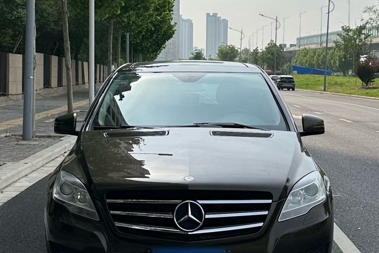 Used Mercedes-Benz R-Class 2014 R 320 4MATIC Business Model Interior 5