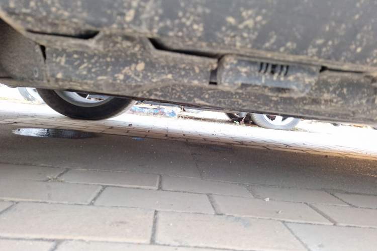 Used Mercedes-Benz R-Class 2014 R 320 4MATIC Luxury Model Chassis Rear Right