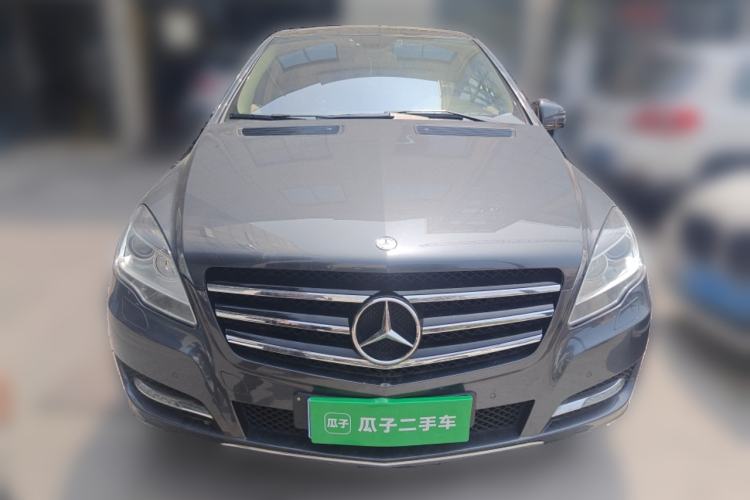 Used Mercedes-Benz R-Class 2014 R 400 4MATIC Luxury Model Front