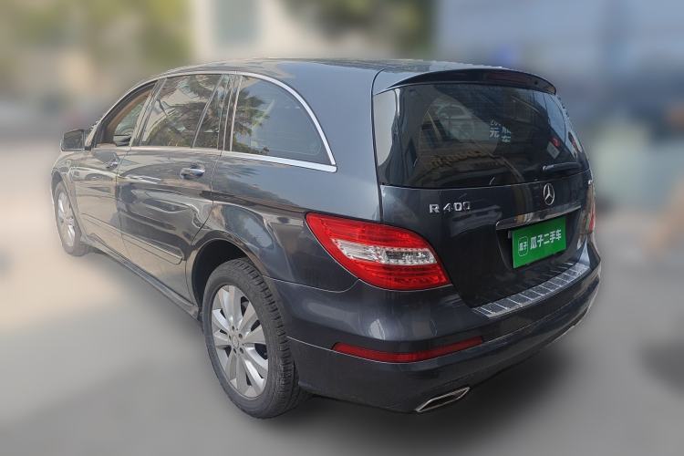 Used Mercedes-Benz R-Class 2014 R 400 4MATIC Luxury Model Rear Left 45 Deg