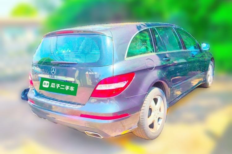 Used Mercedes-Benz R-Class 2014 R 400 4MATIC Business Model Rear Right 45 Deg