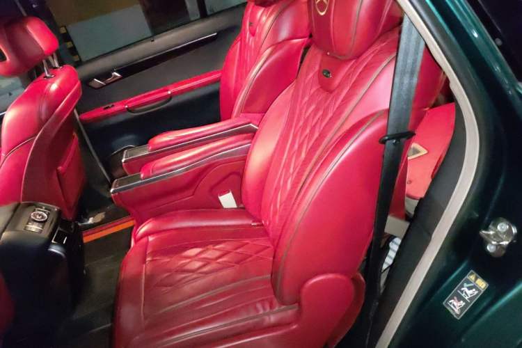 Used Mercedes-Benz R-Class 2014 R 400 4MATIC Business Model Left Rear Seat