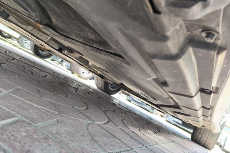 Used Mercedes-Benz R-Class 2014 R 320 4MATIC Business Model Chassis Rear Right