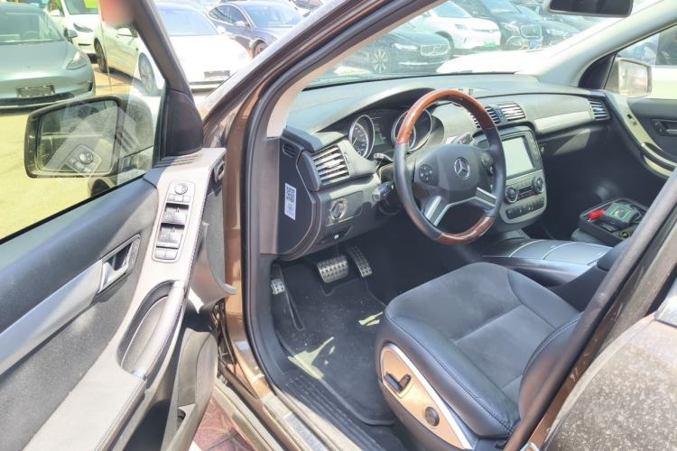 Used Mercedes-Benz R-Class 2014 R 320 4MATIC Business Model Driver Seat