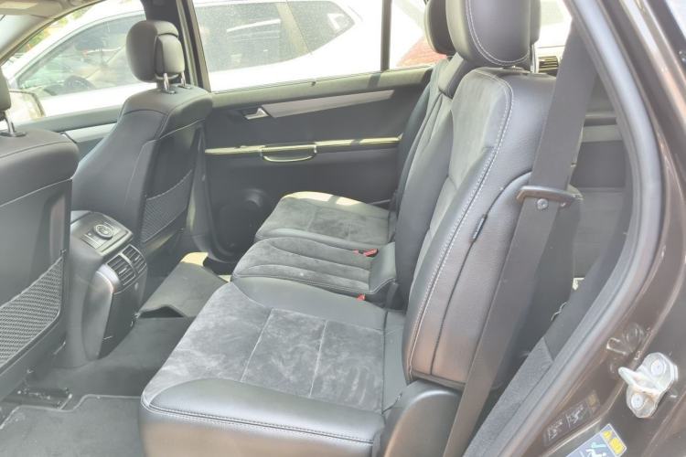 Used Mercedes-Benz R-Class 2014 R 320 4MATIC Business Model Left Rear Seat