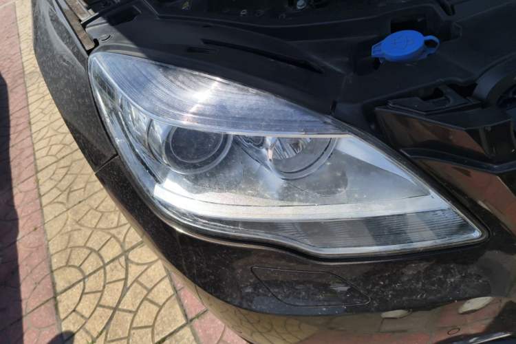 Used Mercedes-Benz R-Class 2014 R 320 4MATIC Business Model Right Front Headlight
