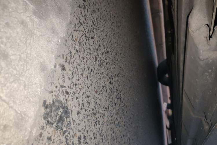 Used Mercedes-Benz R-Class 2014 R 400 4MATIC Business Model Chassis Front Left