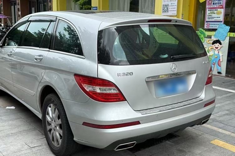 Used Mercedes-Benz R-Class 2014 R 320 4MATIC Business Model Exterior 2