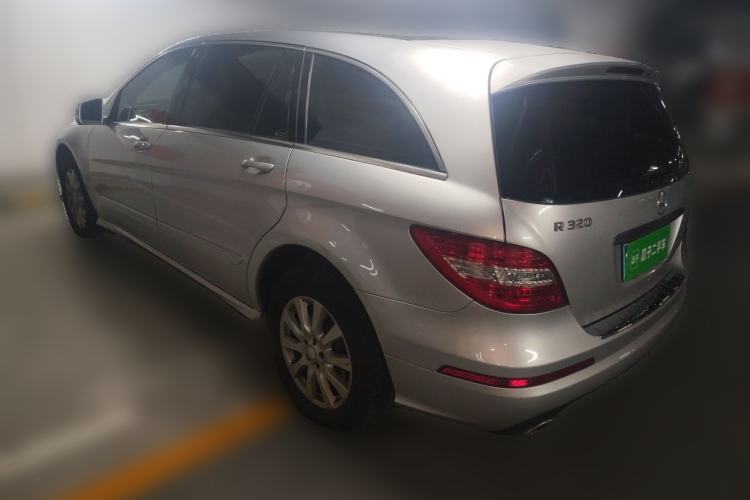 Used Mercedes-Benz R-Class 2014 R 320 4MATIC Business Model Rear Left 45 Deg