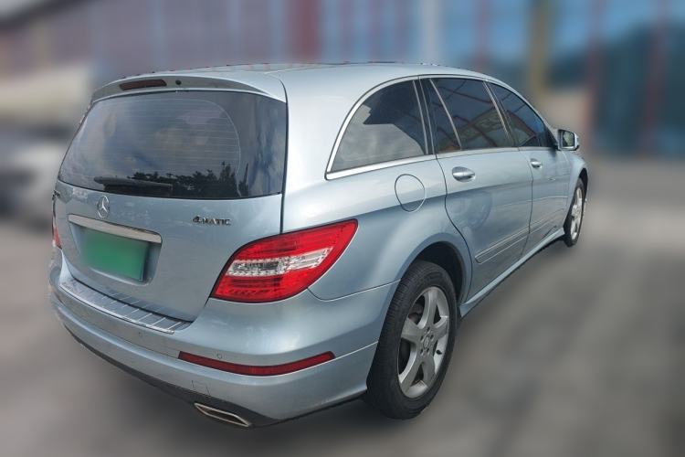 Used Mercedes-Benz R-Class 2014 R 400 4MATIC Business Model Rear Right 45 Deg