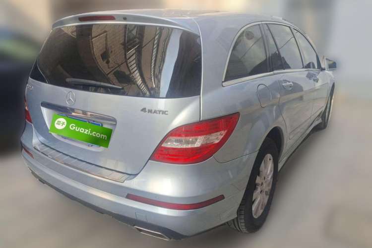 Used Mercedes-Benz R-Class 2014 R 320 4MATIC Business Model Rear Right 45 Deg