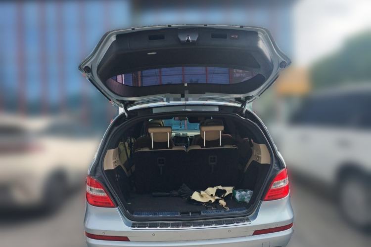 Used Mercedes-Benz R-Class 2014 R 400 4MATIC Business Model Trunk