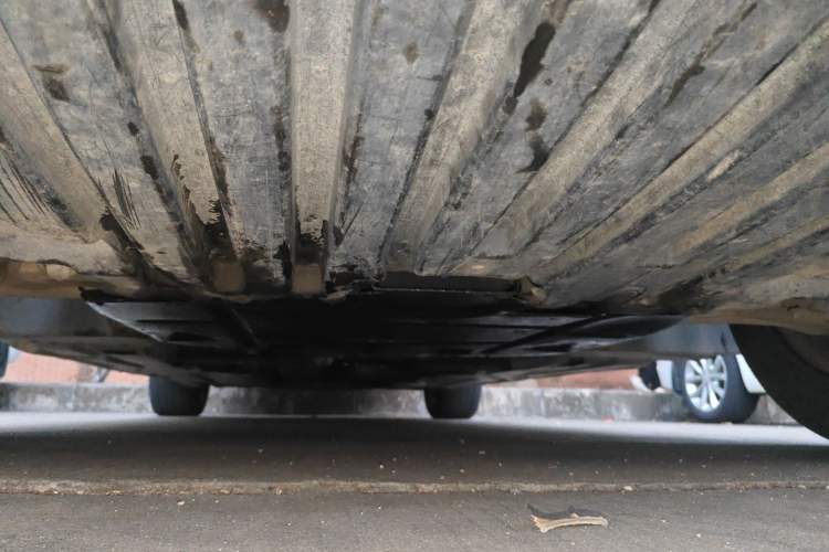 Used Mercedes-Benz R-Class 2014 R 320 4MATIC Business Model Chassis Front