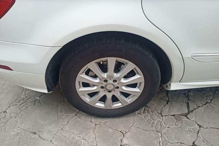 Used Mercedes-Benz R-Class 2014 R 320 4MATIC Business Model Exterior 5