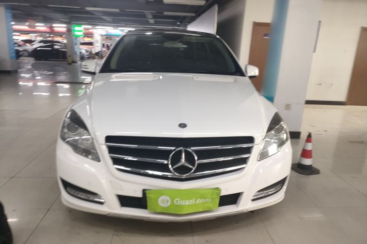 Used Mercedes-Benz R-Class 2014 R 320 4MATIC Business Model Front