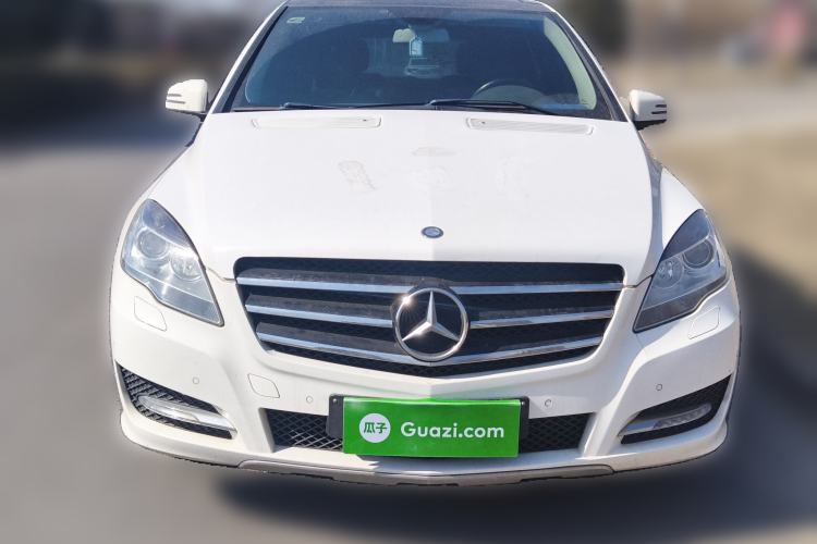 Used Mercedes-Benz R-Class 2014 R 320 4MATIC Luxury Model Front