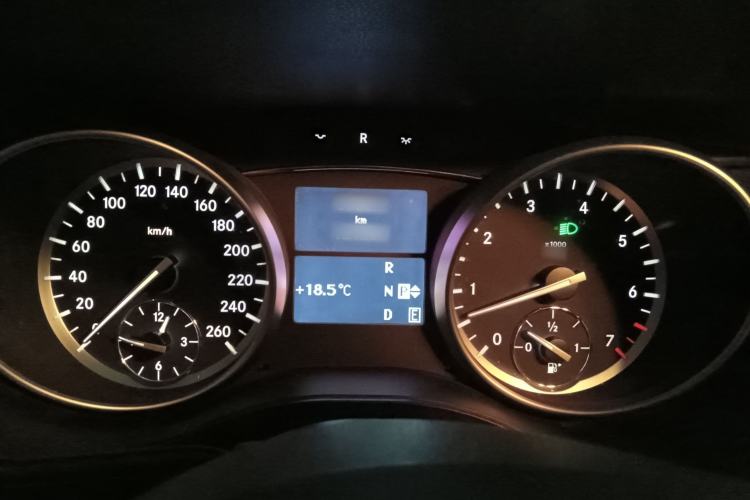 Used Mercedes-Benz R-Class 2014 R 320 4MATIC Business Model Instrument Cluster
