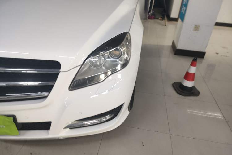 Used Mercedes-Benz R-Class 2014 R 320 4MATIC Business Model Left Front Headlight