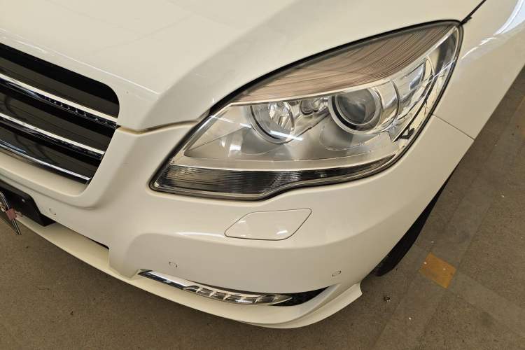 Used Mercedes-Benz R-Class 2014 R 320 4MATIC Business Model Left Front Headlight