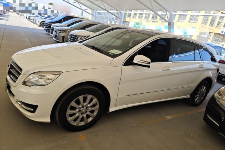 Used Mercedes-Benz R-Class 2014 R 320 4MATIC Business Model Left Side