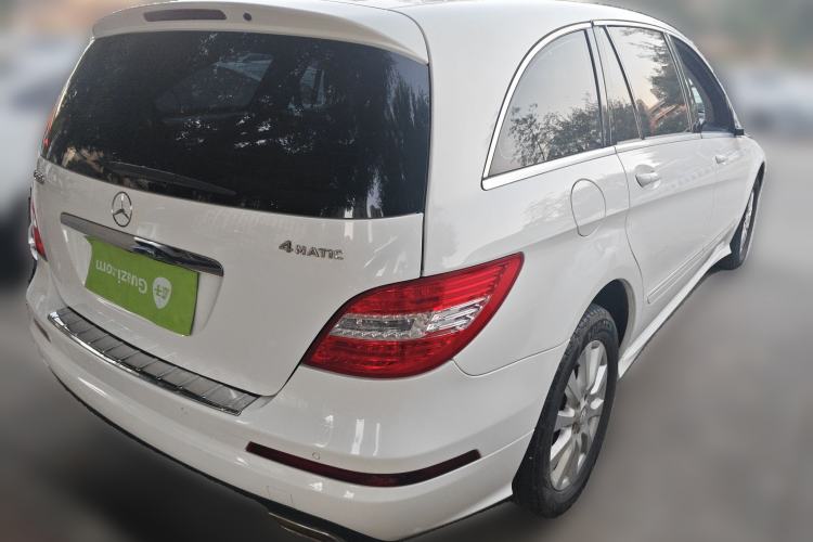 Used Mercedes-Benz R-Class 2014 R 320 4MATIC Business Model Rear Right 45 Deg