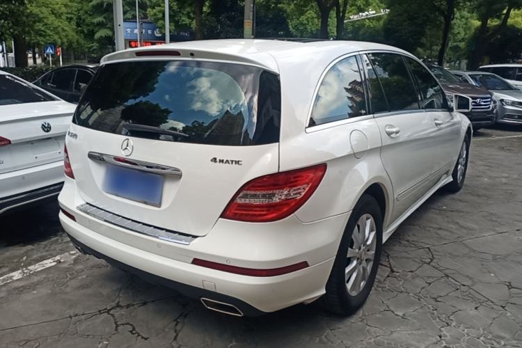 Used Mercedes-Benz R-Class 2014 R 320 4MATIC Business Model Rear Right 45 Deg