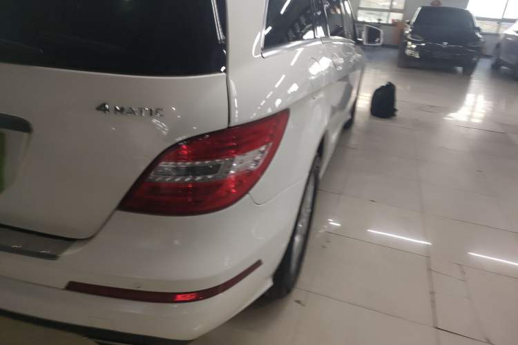 Used Mercedes-Benz R-Class 2014 R 320 4MATIC Business Model Right Rear Taillight