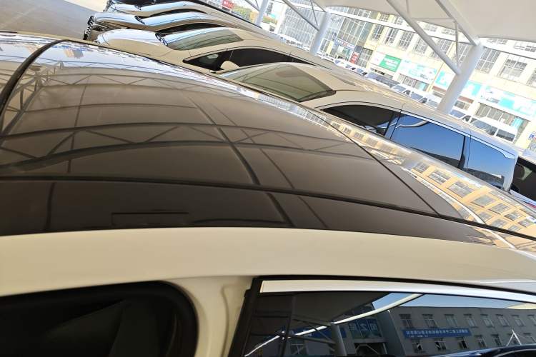 Used Mercedes-Benz R-Class 2014 R 320 4MATIC Business Model Roof
