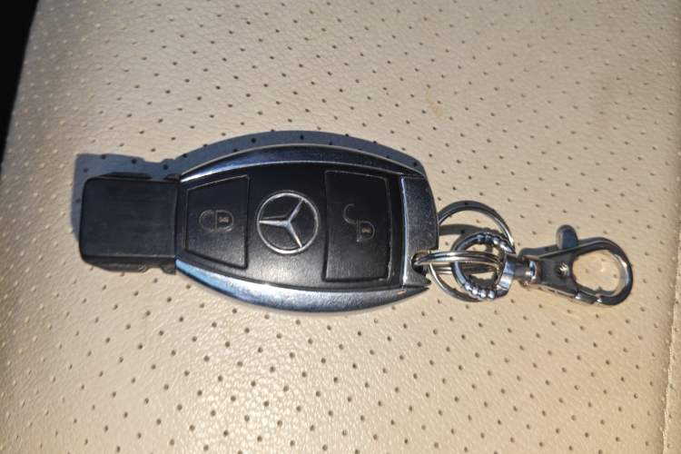 Used Mercedes-Benz R-Class 2014 R 320 4MATIC Business Model Vehicle Key