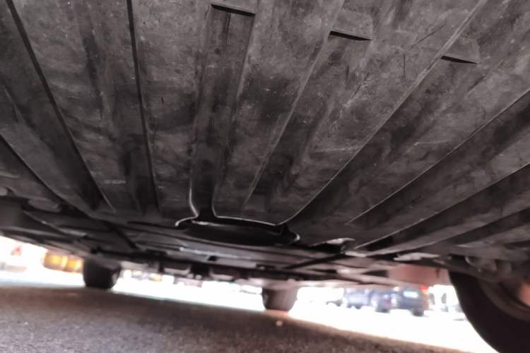 Used Mercedes-Benz R-Class 2015 R 320 4MATIC Luxury Model Chassis Front