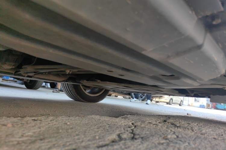 Used Mercedes-Benz R-Class 2015 R 400 4MATIC Luxury Model Chassis Front Right