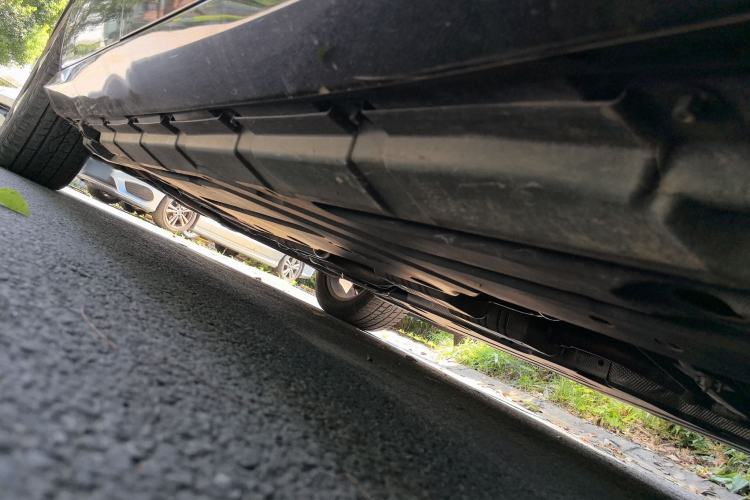 Used Mercedes-Benz R-Class 2015 R 320 4MATIC Luxury Model Chassis Front Right
