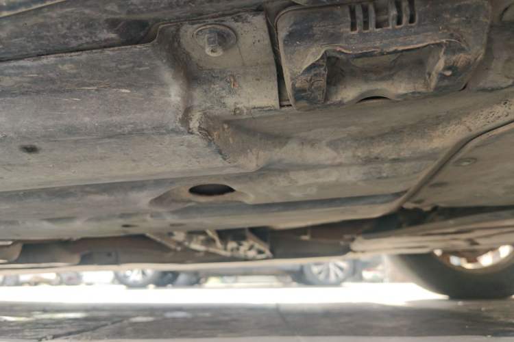 Used Mercedes-Benz R-Class 2015 R 320 4MATIC Luxury Model Chassis Front Right