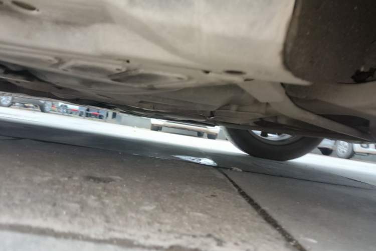 Used Mercedes-Benz R-Class 2015 R 320 4MATIC Luxury Model Chassis Rear Left