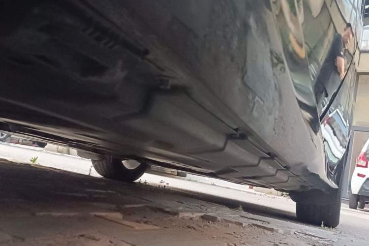 Used Mercedes-Benz R-Class 2015 R 320 4MATIC Luxury Model Chassis Rear Right