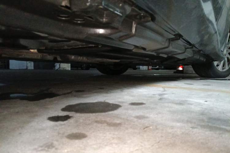 Used Mercedes-Benz R-Class 2015 R 320 4MATIC Luxury Model Chassis Rear Right