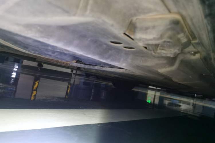 Used Mercedes-Benz R-Class 2015 R 400 4MATIC Business Model Chassis Rear Right