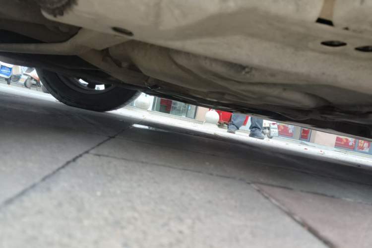 Used Mercedes-Benz R-Class 2015 R 320 4MATIC Luxury Model Chassis Rear Right