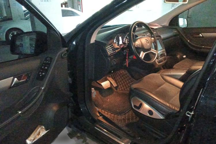 Used Mercedes-Benz R-Class 2015 R 320 4MATIC Luxury Model Driver Seat