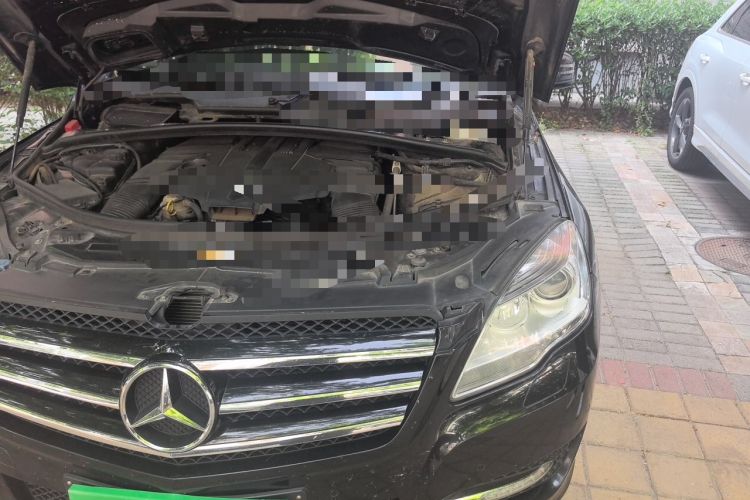 Used Mercedes-Benz R-Class 2015 R 400 4MATIC Business Model Engine Bay Left
