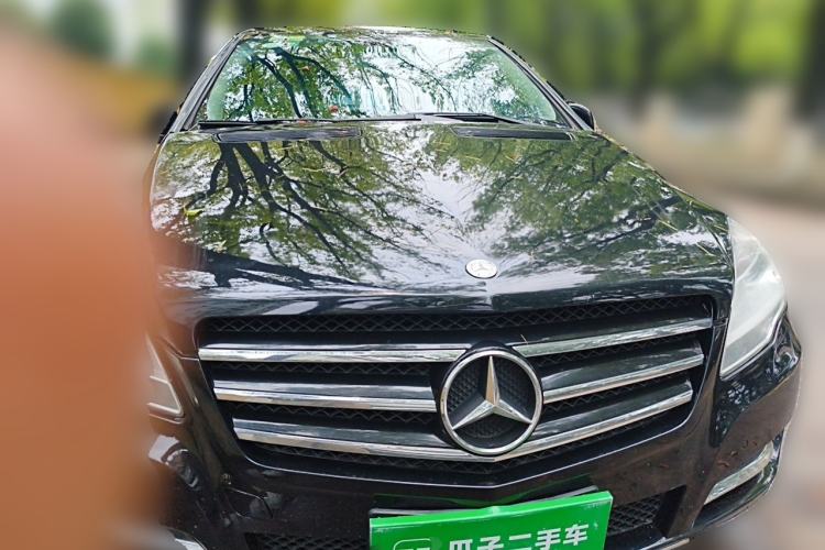 Used Mercedes-Benz R-Class 2015 R 320 4MATIC Luxury Model Exterior 1