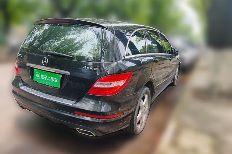 Used Mercedes-Benz R-Class 2015 R 320 4MATIC Luxury Model Exterior 5