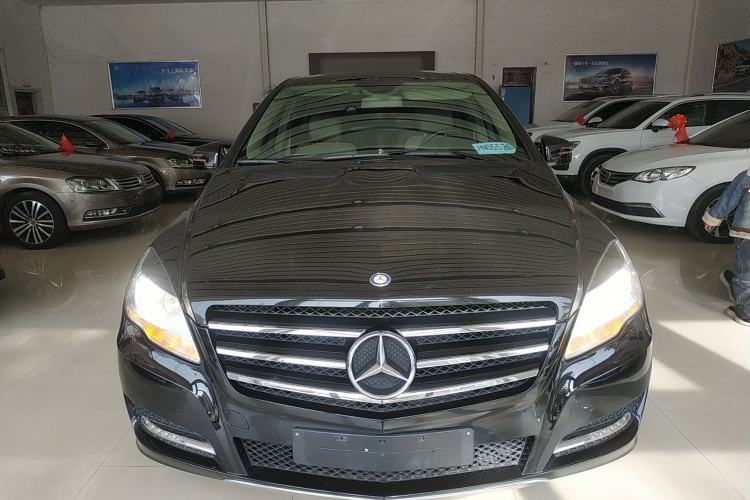 Used Mercedes-Benz R-Class 2015 R 320 4MATIC Luxury Model Front