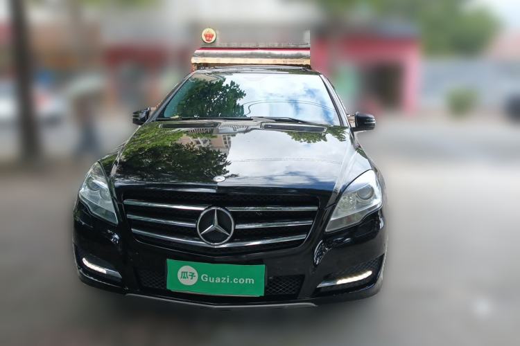 Used Mercedes-Benz R-Class 2015 R 320 4MATIC Luxury Model Front