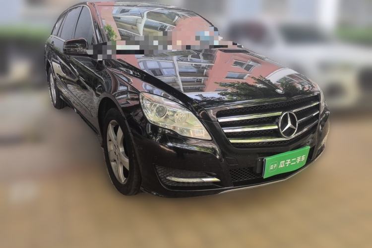 Used Mercedes-Benz R-Class 2015 R 400 4MATIC Business Model Front Right 45 Deg