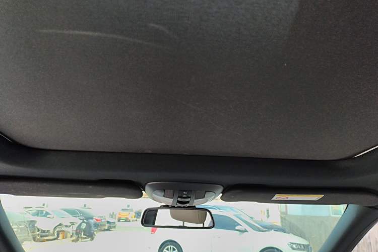 Used Mercedes-Benz R-Class 2015 R 320 4MATIC Luxury Model Headliner