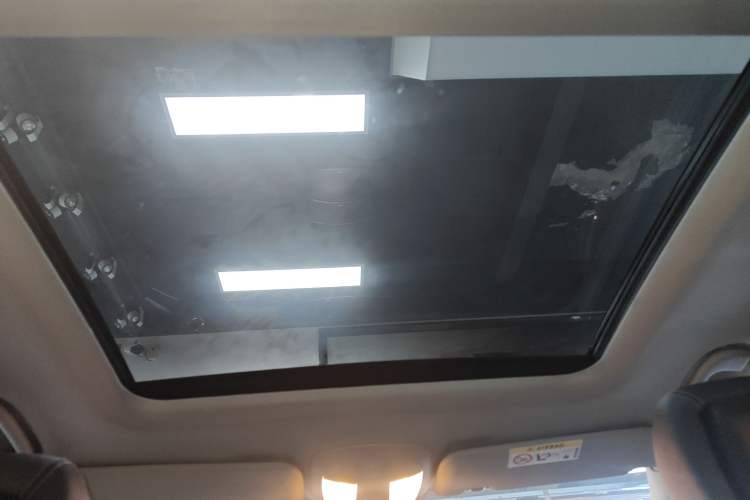 Used Mercedes-Benz R-Class 2015 R 320 4MATIC Luxury Model Headliner