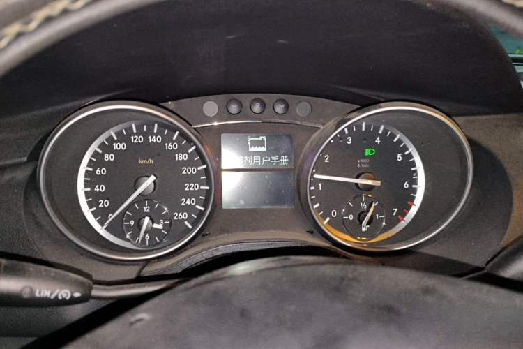 Used Mercedes-Benz R-Class 2015 R 320 4MATIC Luxury Model Instrument Cluster